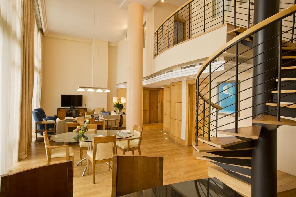Phoenicia Residence Бейрут Стая снимка